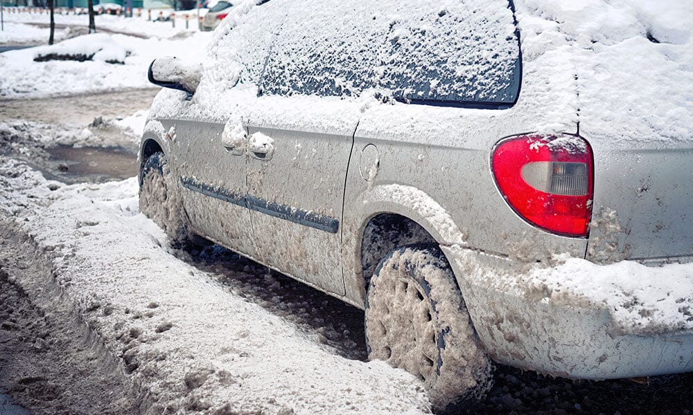 Can you wash car in cold weather effectively and safely