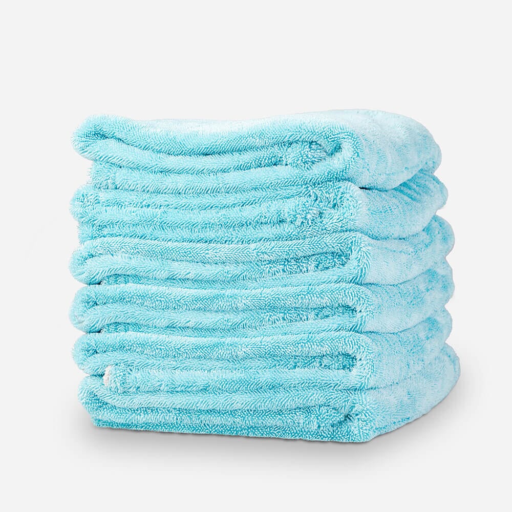 Gentle Glide: Massive Absorbent Drying Towel